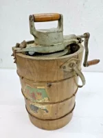 ice cream maker.jpg