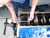 Mains_dial_bore_gauge_02.webp