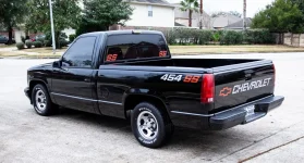 1990-Chevrolet-454-SS-exterior.webp