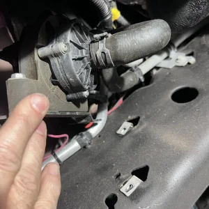 Two bolt hold on pump